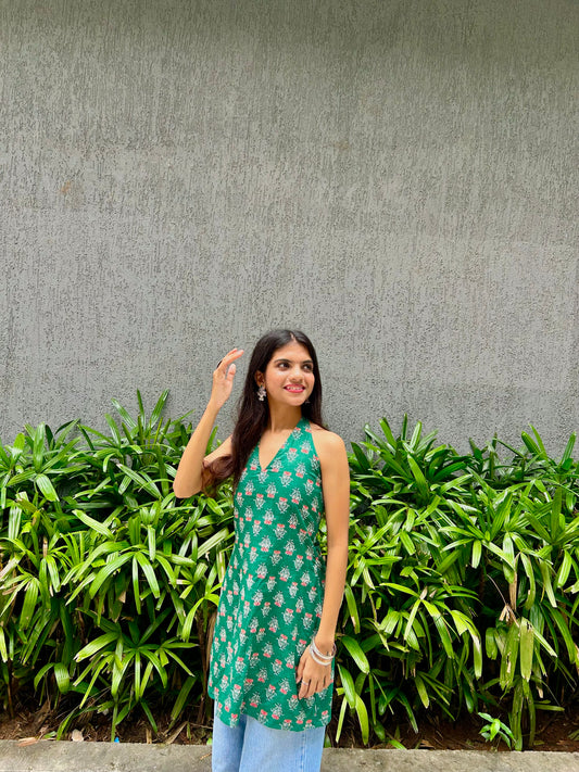 Mehreen Halter-Neck kurti